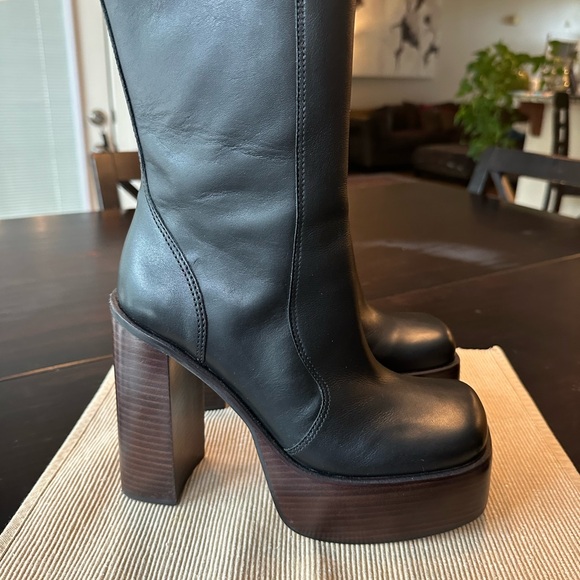Steve Madden Black Leather Heeled Boots - Picture 2 of 8